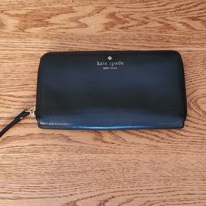 Kate Spade Black Leather Leila Large Continental Wallet